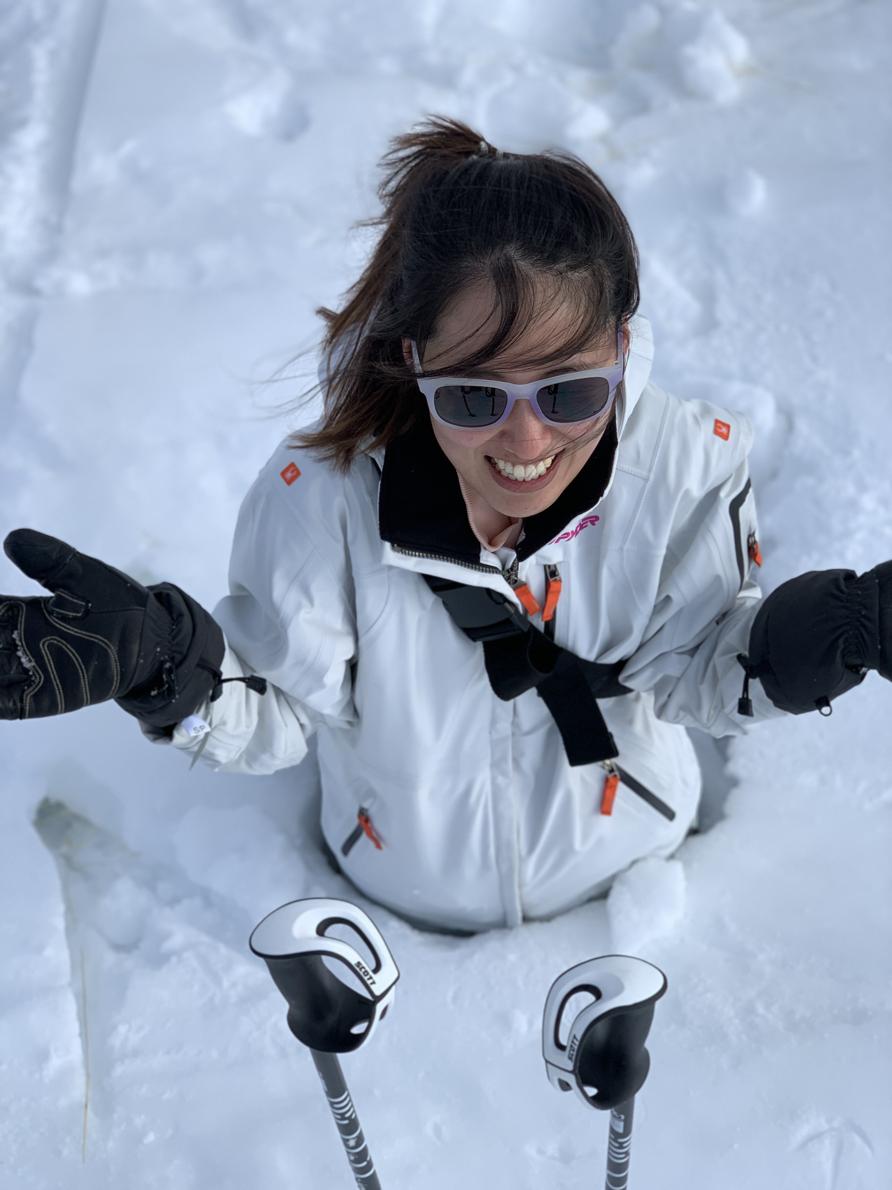 Solving a difficult engineering problem: getting unstuck from a snowbank